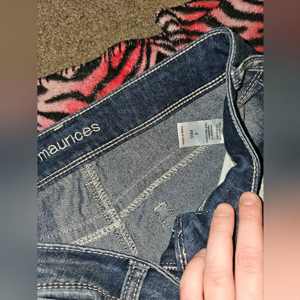 Maurice's bootcut jeans size 4